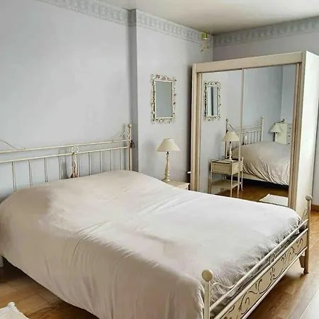 Le Capucine - Rive De * Compiegne