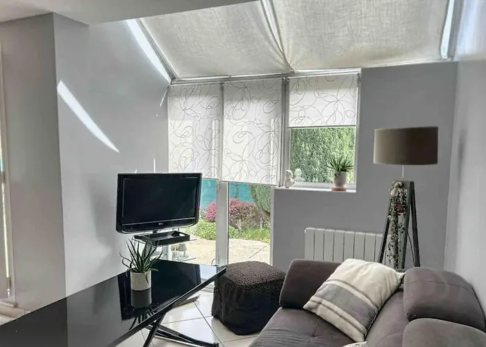 Le Capucine - Rive De Apartment